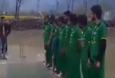 سبز پہننے پر پوری کی پوری کرکٹ ٹیم گرفتار