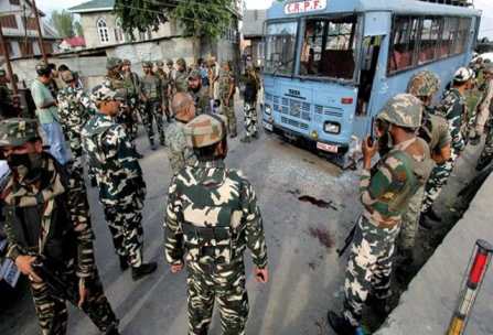 سرینگرمیں فورسز کی کانوائےپرحملہ،1ہلاک5زخمی