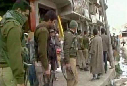 ہائی وے پر شبانہ حملہ،جنگجو سمیت پانچ مرے