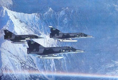 ہندوپاک کے بیچ جنگی سطح کی کشیدگی