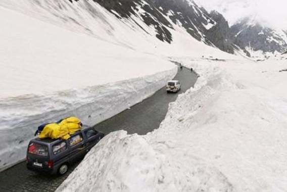 سرینگر-لیہ شاہراہ چار ماہ کے بعد دوبارہ کھول دی گئی