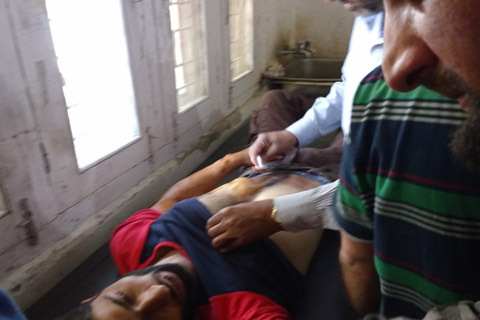 ترال میں جھڑپ کی جگہ جانے کی کوشش کرنے مظاہرین پر شلنگ،کئی زخمی