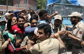 عارضی سرکاری ملازمین کا احتجاج،پولس کی زور آزمائی