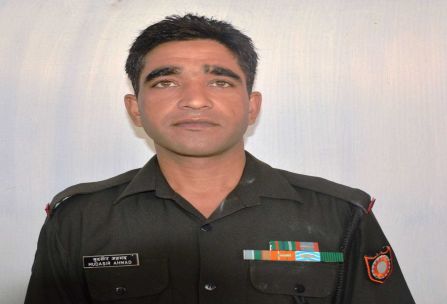 کنٹرول لائن کے راجوری سیکٹر میں ترال کا فوجی اہلکار ہلاک