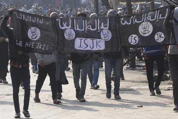 داعش کا پرچم لہرانے پر سجاد گلکار سمیت 9لڑکوں کے خلاف کارروائی کو منظوری!