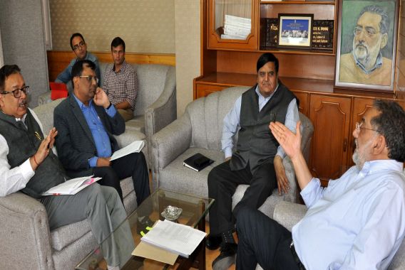 سرکاری ملازمین،عارضی ڈاکٹروں کیلئے خوشخبری،تنخواہوں میں تفاوت ختم