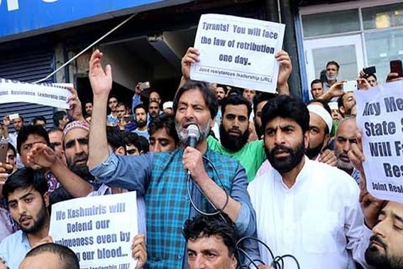 دفعہ35-Aکے دفاع کی تحریک تیز،مین اسٹریم اور مزاحمتی خیمے کے جلوس