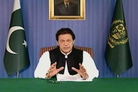 مدینہ کی مثال اور حکومتِ نیازی کا پہلا دن!