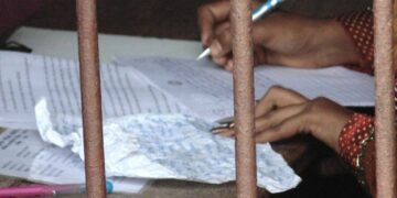 امتحان میں نقل کرنے پر عمر قید کی سزا