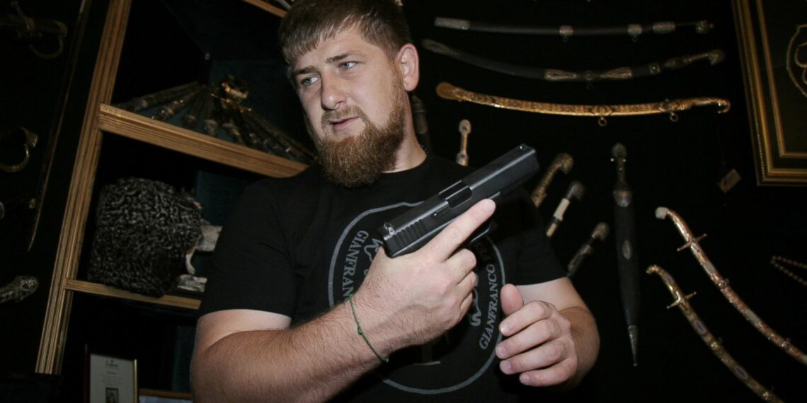 یوکرینی صدر کو خود کُشی کیلئے پستول کی پیشکش