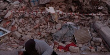 تُرکی میں 10دن بعد لڑکی کو زندہ نکالا گیا